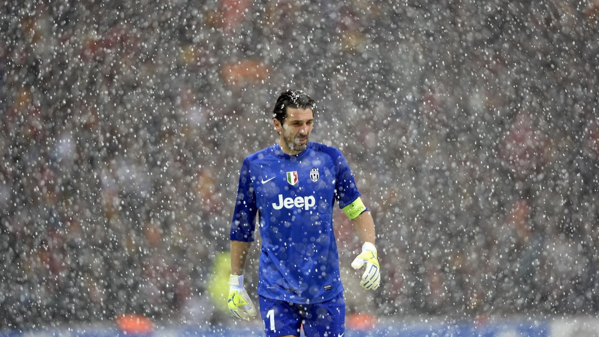 巴黎主场沸腾！法国小组赛最后一刻绝杀，法国国家队巴黎主场